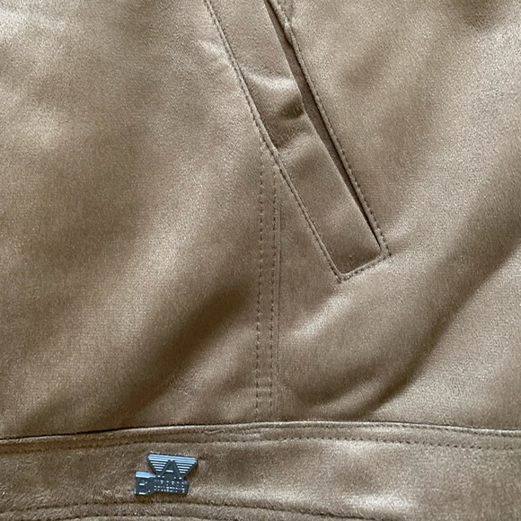 Jacket - Picture 5 of 5